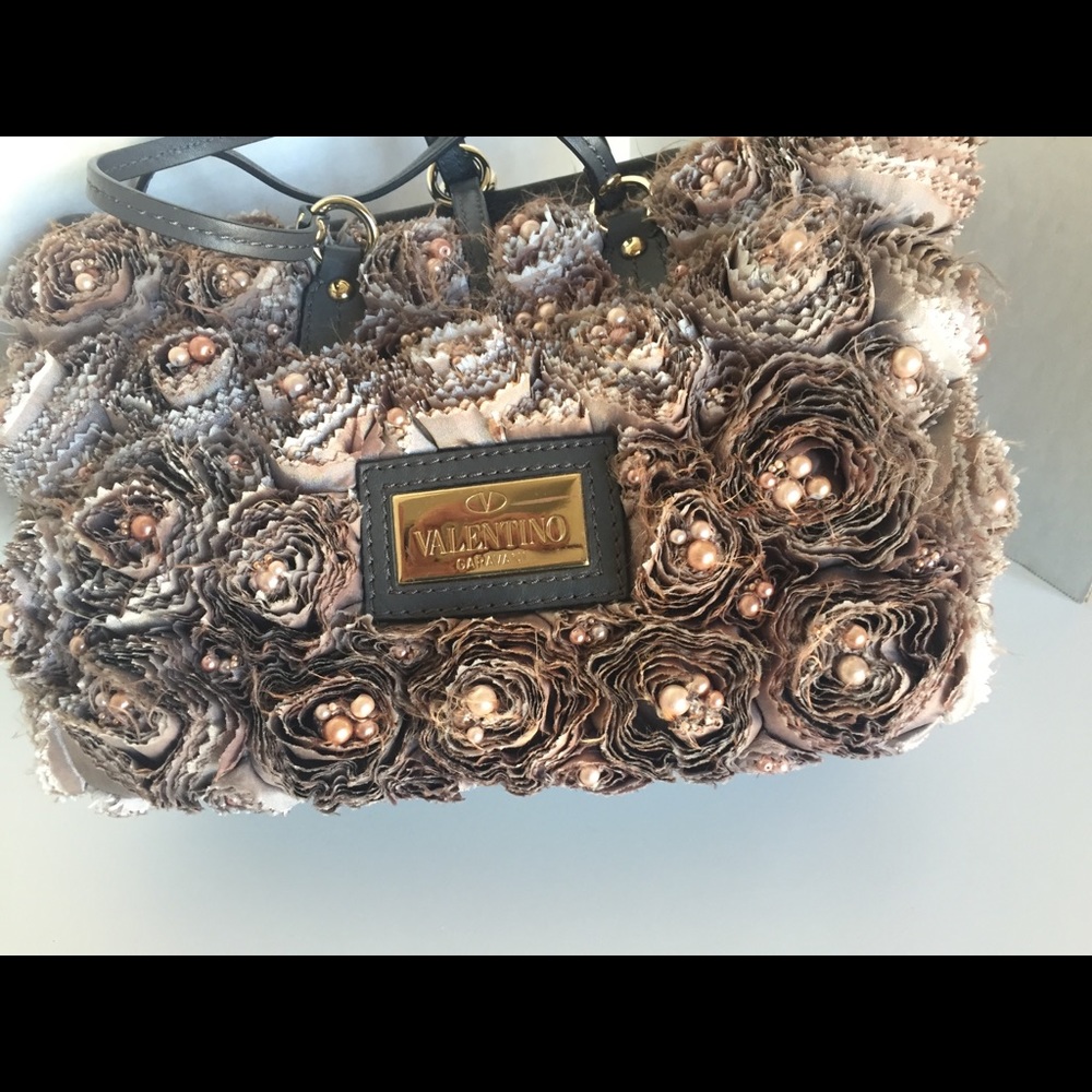 Women’s hand bag